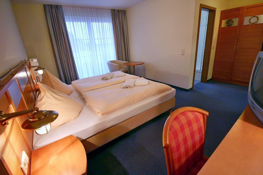 Hotel Haus Weida Breege Habitación foto